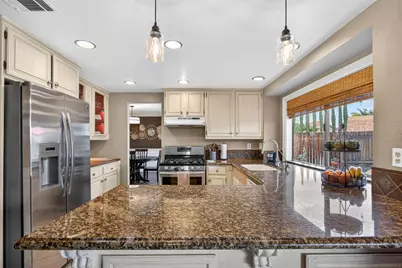  30932 Greensboro Dr, Temecula, CA 92592 - Photo 7