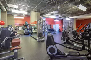 321 Tenth Ave, San Diego, CA 92101 - Photo 25