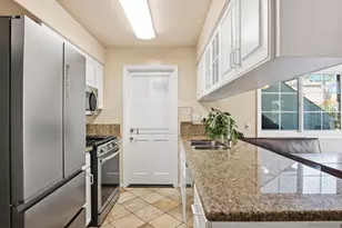 729 Capistrano Pl, San Diego, CA 92109 - Photo 19