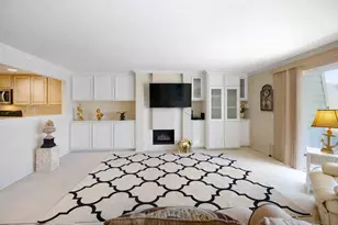 22 Montego Ct, Coronado, CA 92118 - Photo 11