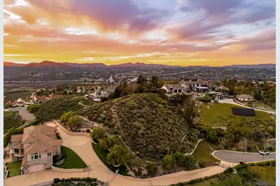  21 Stonepointe Drive #21, Escondido, CA 92025 - Photo 15