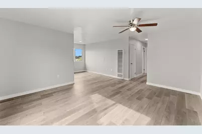  320 Willie James Jones Ave, San Diego, CA 92102 - Photo 13