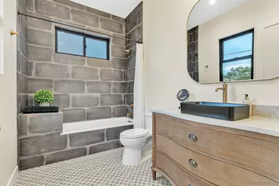  3345 Elliott St, San Diego, CA 92106 - Photo 35