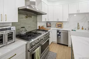 835 D Ave, Coronado, CA 92118 - Photo 7