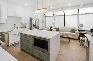 835 D Ave, Coronado, CA 92118 - Photo 9