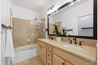  2670 Bellezza Dr, San Diego, CA 92108 - Photo 13