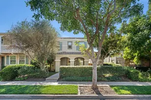 8311 Parkside Crescent, San Diego, CA 92127 - Photo 3