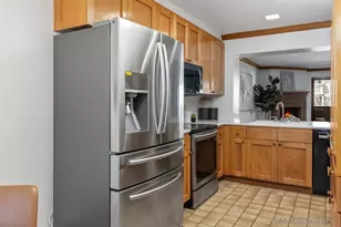 8840 Villa La Jolla Dr, La Jolla, CA 92037 - Photo 11