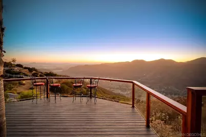  15068 Creek Hills Rd, El Cajon, CA 92021 - Photo 9