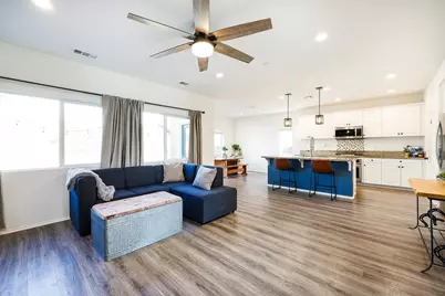  310 Falabella Ln, Fallbrook, CA 92028 - Photo 9