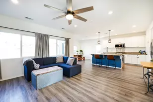 310 Falabella Ln, Fallbrook, CA 92028 - Photo 9