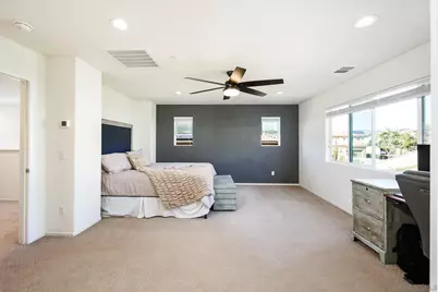  310 Falabella Ln, Fallbrook, CA 92028 - Photo 19