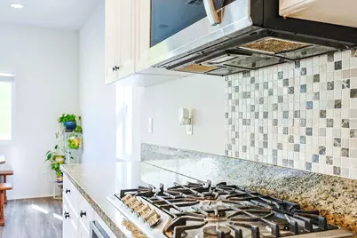  310 Falabella Ln, Fallbrook, CA 92028 - Photo 15