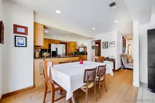 1386 Lake Dr, Encinitas, CA 92024 - Photo 17