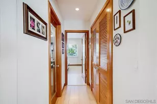 1386 Lake Dr, Encinitas, CA 92024 - Photo 23