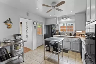 8129 Brock Ct, Lemon Grove, CA 91945 - Photo 11