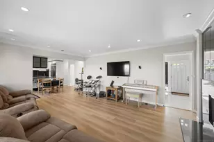 1151 Catalina Blvd, San Diego, CA 92107 - Photo 25