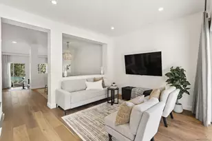 5143 Renaissance Ave, San Diego, CA 92122 - Photo 11