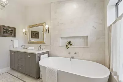  5143 Renaissance Ave #B, San Diego, CA 92122 - Photo 27