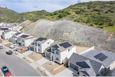  703 Meadowood St Lot 327 #Lot 327, Fallbrook, CA 92028 - Photo 21