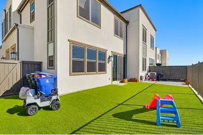  2080 Trevi Circle, Chula Vista, CA 91913 - Photo 17