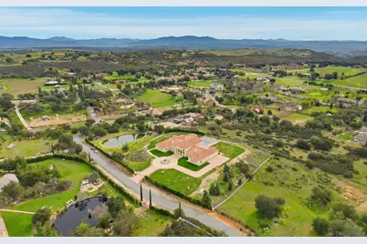  19319 Calle Juanito, Murrieta, CA 92562 - Photo 53