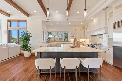  8080 La Jolla Scenic Dr, La Jolla, CA 92037 - Photo 17