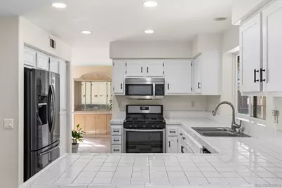  609 Jacks Creek Road, Escondido, CA 92027 - Photo 9