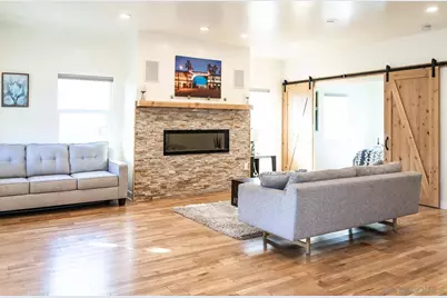  1220 Emerald St, San Diego, CA 92109 - Photo 15