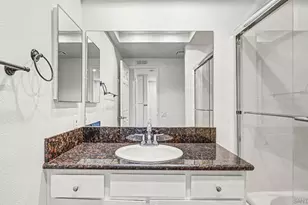 814 Malibu Point Way, Oceanside, CA 92058 - Photo 19