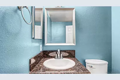  814 Malibu Point Way, Oceanside, CA 92058 - Photo 13