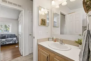 6460 Convoy Ct, San Diego, CA 92117 - Photo 25