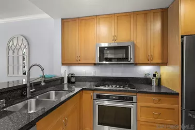  850 Beech Street #206, San Diego, CA 92101 - Photo 17