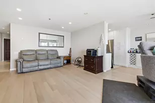 1235 Parker Pl, San Diego, CA 92109 - Photo 7