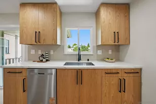 5460 Gilbert Dr, San Diego, CA 92115 - Photo 13