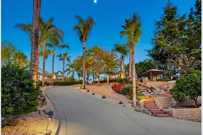  1932 Golden Hill, Vista, CA 92084 - Photo 5