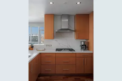  325 7th Avenue #2204, San Diego, CA 92101 - Photo 23