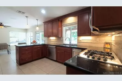  663 Hillhaven Dr, San Marcos, CA 92078 - Photo 7