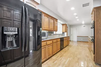  6110 Romany Dr, San Diego, CA 92120 - Photo 17