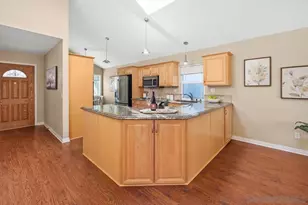 2427 Heatherwood Ct, Escondido, CA 92026 - Photo 9