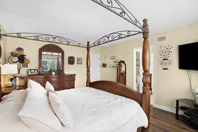  690 False Point Ct, Chula Vista, CA 91911 - Photo 17