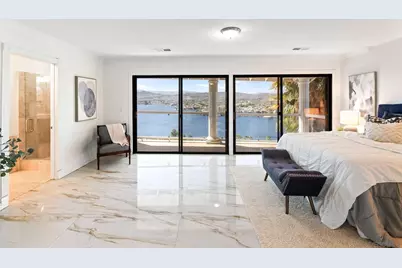  22564 Inspiration Pt, Canyon Lake, CA 92587 - Photo 13