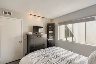 5059 La Cuenta Dr, San Diego, CA 92124 - Photo 23