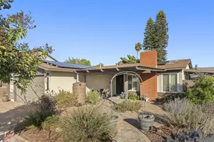 12979 Calle De Las Rosas, San Diego, CA 92129 - Photo 5