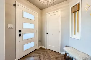 5011 E Mountain View Dr, San Diego, CA 92116 - Photo 9