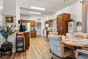 525 W El Norte Pkwy, Escondido, CA 92026 - Photo 11