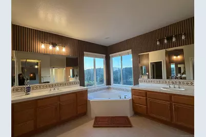  624 Ridgemont Cir, Escondido, CA 92027 - Photo 9