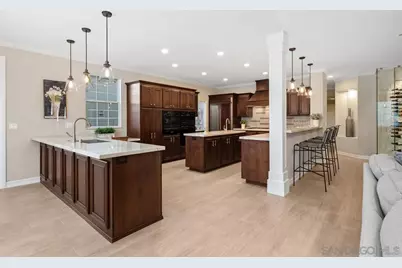  12524 Dormouse Rd, San Diego, CA 92129 - Photo 9