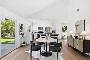 4224 Governor Dr, San Diego, CA 92122 - Photo 19