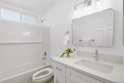  4224 Governor Dr, San Diego, CA 92122 - Photo 29